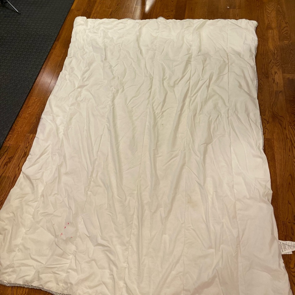 Luxurious White Bedding